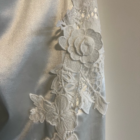 Hello Molly White Satin Midi Strapless Dress with Lace Detailing - Picture 11 of 12